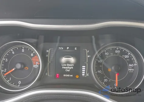 2016 Jeep Cherokee Latitude z USA, uszkodzony, nr VIN 1C4PJLCBXGW110426